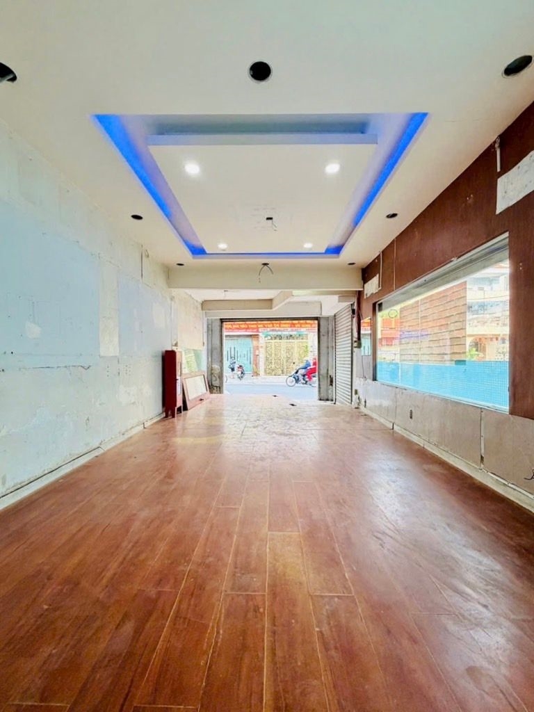 Nhà 2 mặt tiền Thích Quảng Đức, Phú Nhuận, 63m² giá 13.5 tỷ - Đầu tư sinh lời ổn định!
