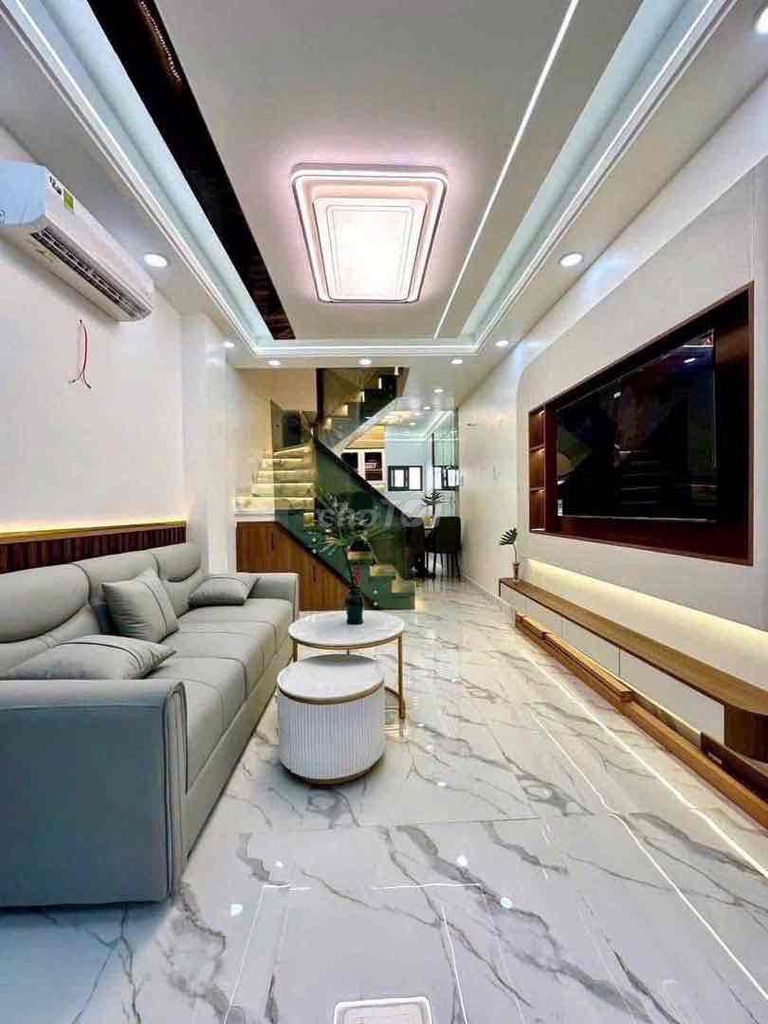 Nhà nguyên căn cho thuê 2PN 2WC tại Hoàng Quốc Việt, Quận 7 - Full nội thất mới