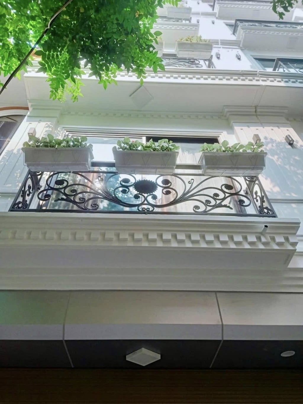 Bán nhà phố Hồ Tùng Mậu 44m² giá 8.75 tỷ - Nhà đẹp, tiện nghi đầy đủ!