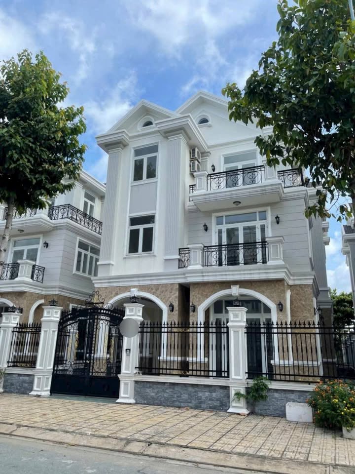 Biệt thự mini cho thuê tại khu đô thị Biconsi Bạch Đằng, Thủ Dầu Một - Thiết kế hiện đại, tiện nghi đầy đủ!