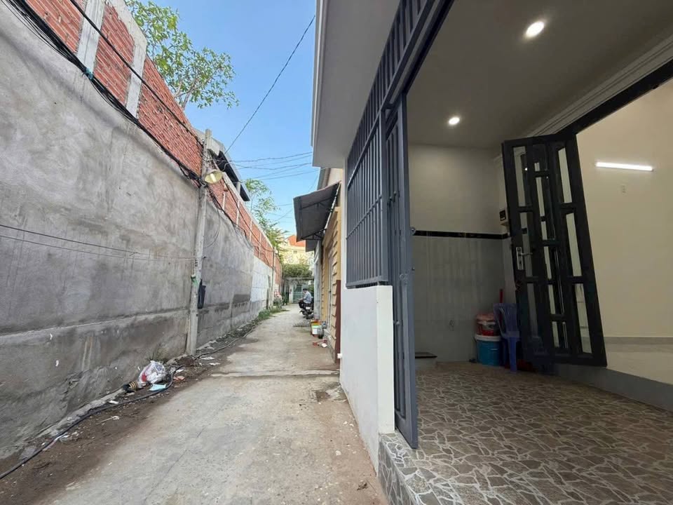 Nhà 2 tầng Đường 6, Hiệp Bình Phước 63m² giá 5.2 tỷ - Cơ hội tuyệt vời cho gia đình!