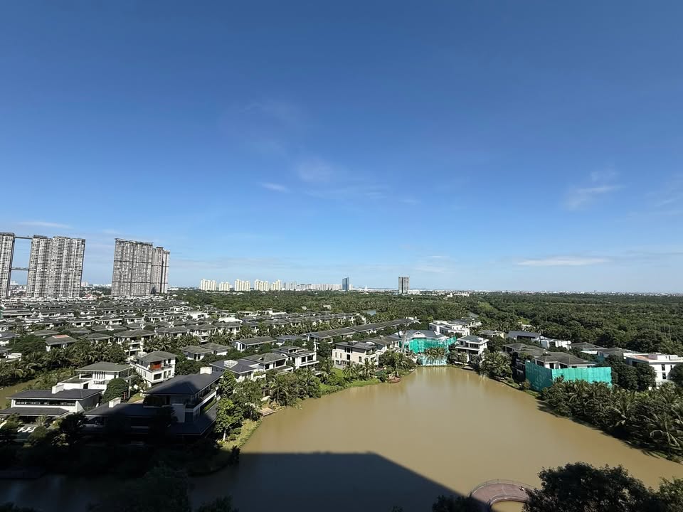 Căn hộ Sky Forest Hưng Yên 95m² giá 7.5 tỷ - Sân vườn rộng 25.5m² tuyệt đẹp!