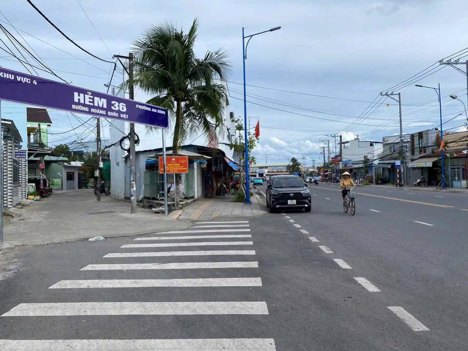 Nhà trệt lửng 72m² hẻm 36 Hoàng Quốc Việt, Cần Thơ - Giá chỉ 2.399 tỷ!