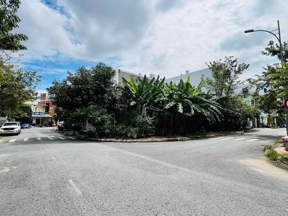 Bán đất nền góc 2 mặt tiền - Đường số 8 & Đường số 1, Khu dân cư Văn Hoá Tây Đô - Diện tích 115m², giá 5.8 tỷ!