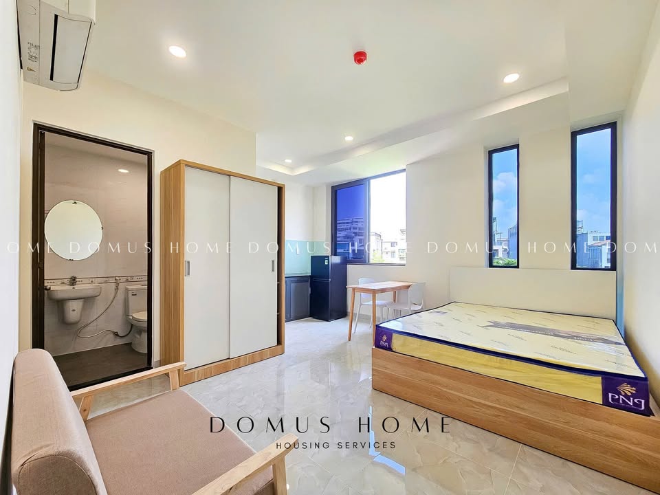 Phòng cho thuê tại Thành Thái, Quận 10 - Nội thất đầy đủ, giá thỏa thuận!