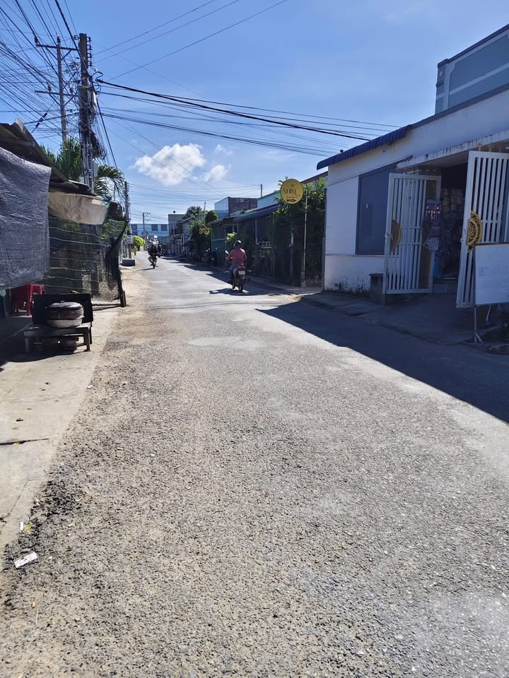 Đất thổ cư 161m² tại trung tâm thị trấn Ma Lâm, giá 1 tỷ - Kinh doanh thuận lợi!