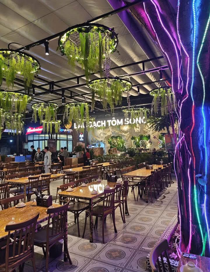 Mặt bằng kinh doanh 900m² tại Lê Đức Thọ - Giá chỉ 90 triệu/tháng