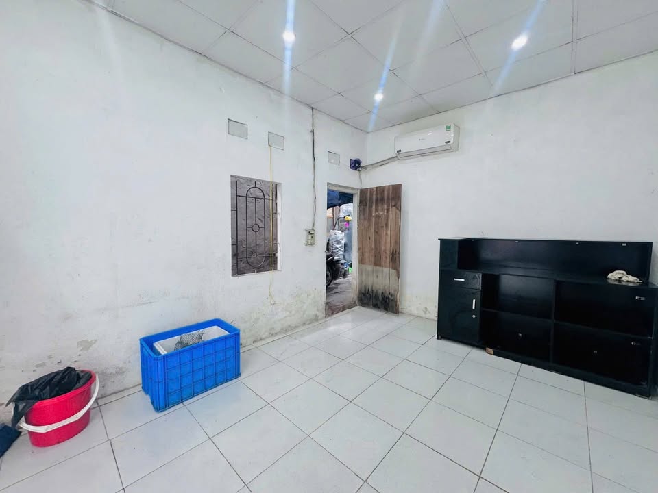 Mặt bằng kinh doanh 177 Cầu Diễn 30m² giá 3 triệu - Khu vực đông sinh viên