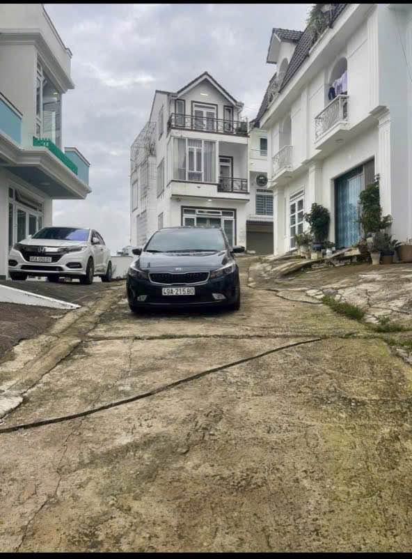 Nhà phố Nguyễn Trung Trực, Đà Lạt 64m² giá 5.2 tỷ - Định cư lý tưởng!