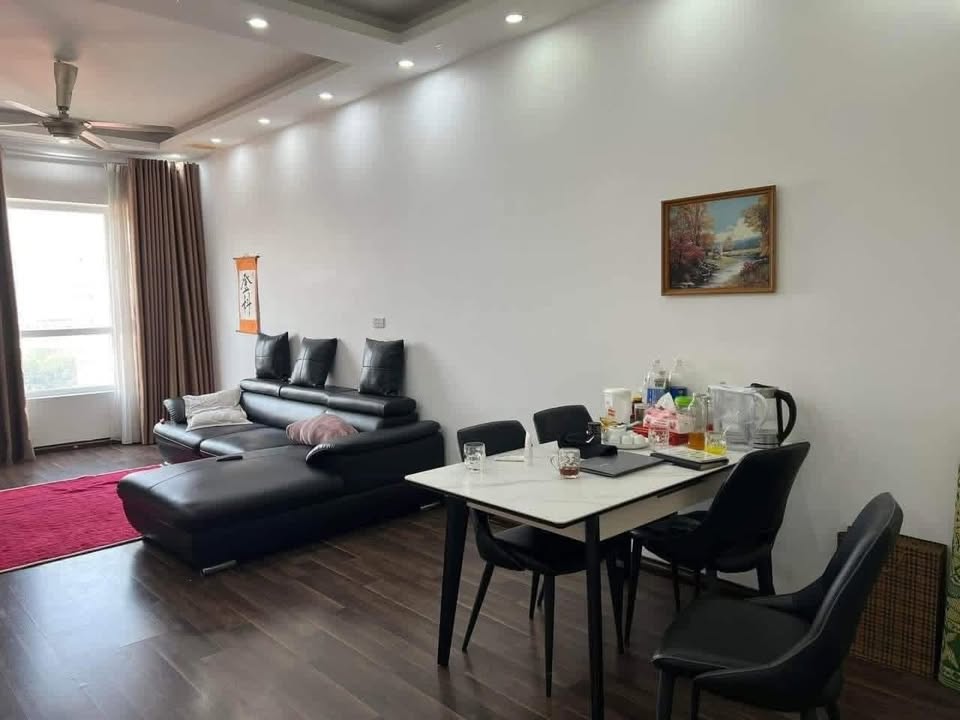 Căn hộ 2PN Chung cư Viện 103, 78m² giá 5.4 tỷ - Tiềm năng cải tạo thành 3PN!