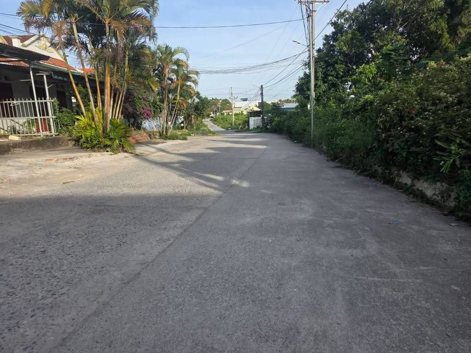 Nhà cấp 4 Khu Hồng Kỳ, Móng Cái 128m² giá rẻ - Sẵn sàng vào ở ngay!