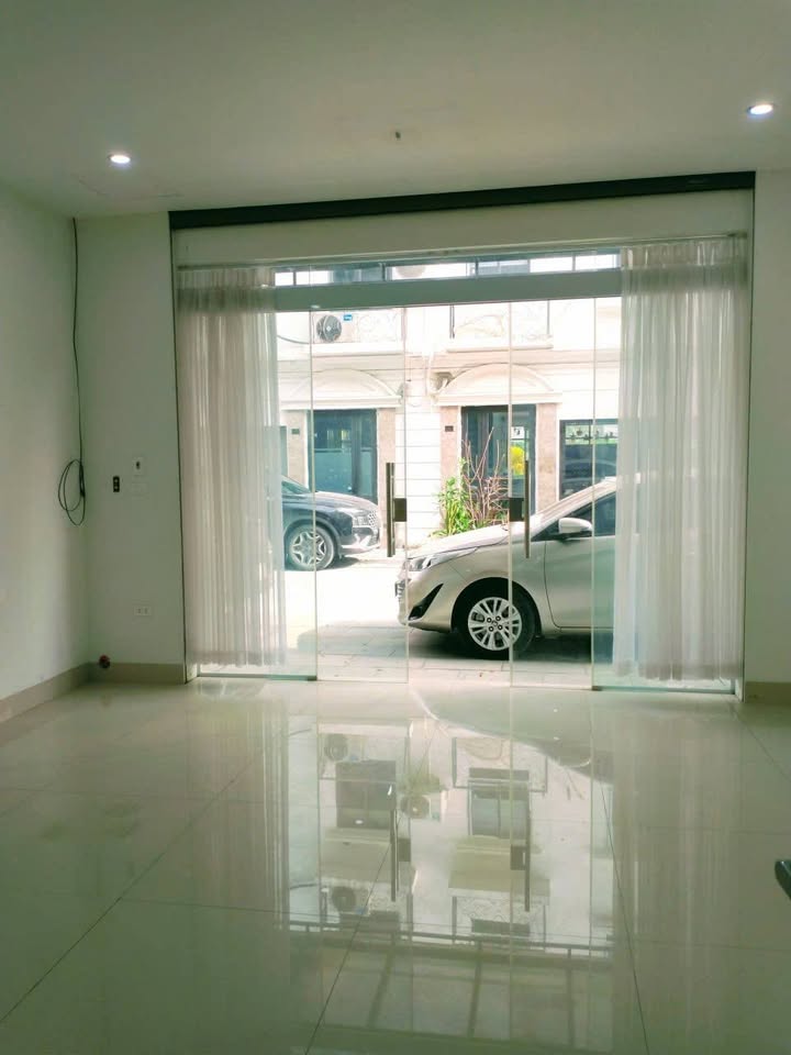 Cho thuê mặt bằng kinh doanh KĐT Văn Phú Hà Đông 25m² - Giá chỉ 6 triệu/tháng!