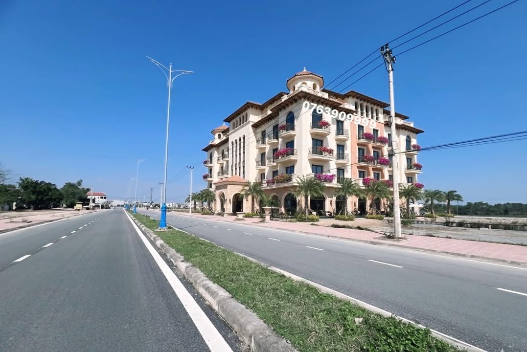 FrontHouse mặt tiền đường Lý Thường Kiệt, Ba Đồn 157.5m² giá 2.8 tỷ - Cơ hội đầu tư hấp dẫn!