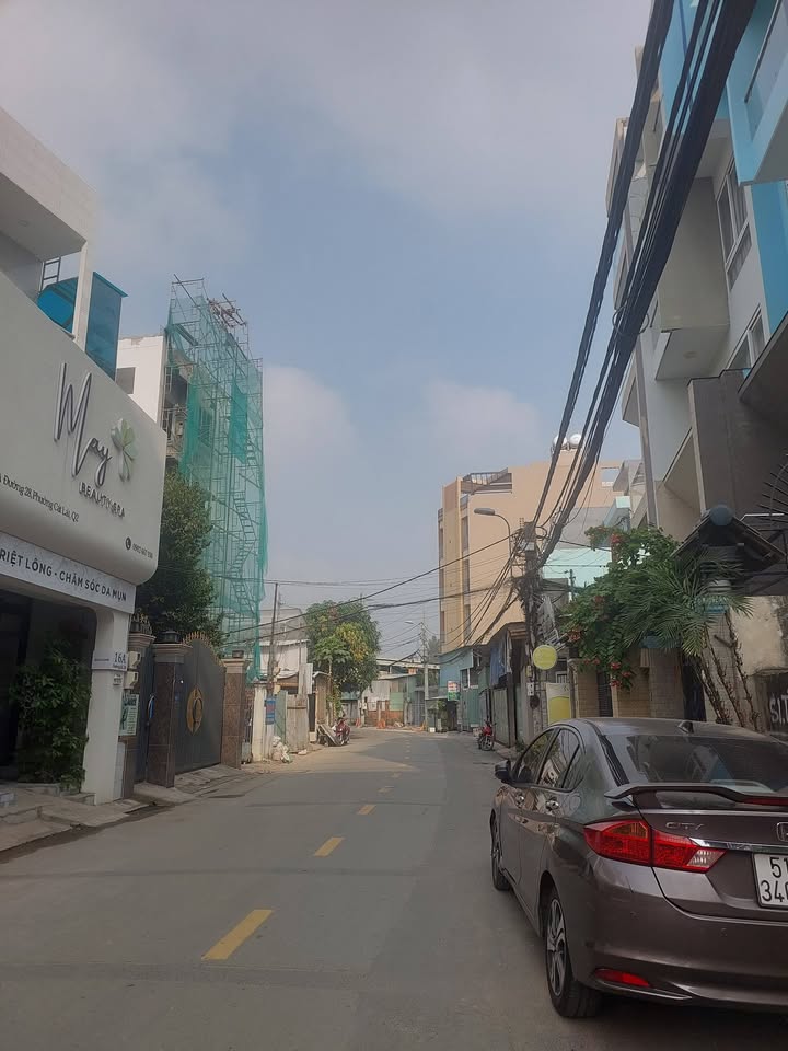 Nhà 4 tầng đẹp tại Cát Lái, Quận 2, 75m², giá chỉ 10 tỷ - Cơ hội hiếm có!