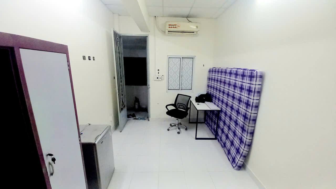 Phòng trọ cho thuê đường 3/2 quận 10 giá 3.5 triệu - Nội thất đầy đủ, ban công rộng rãi!