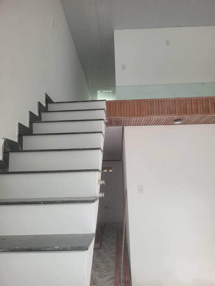 Nhà Mẹ Suốt, Liên Chiểu, Đà Nẵng 50m² giá 1 tỷ - Sẵn sàng dọn vào ở ngay!