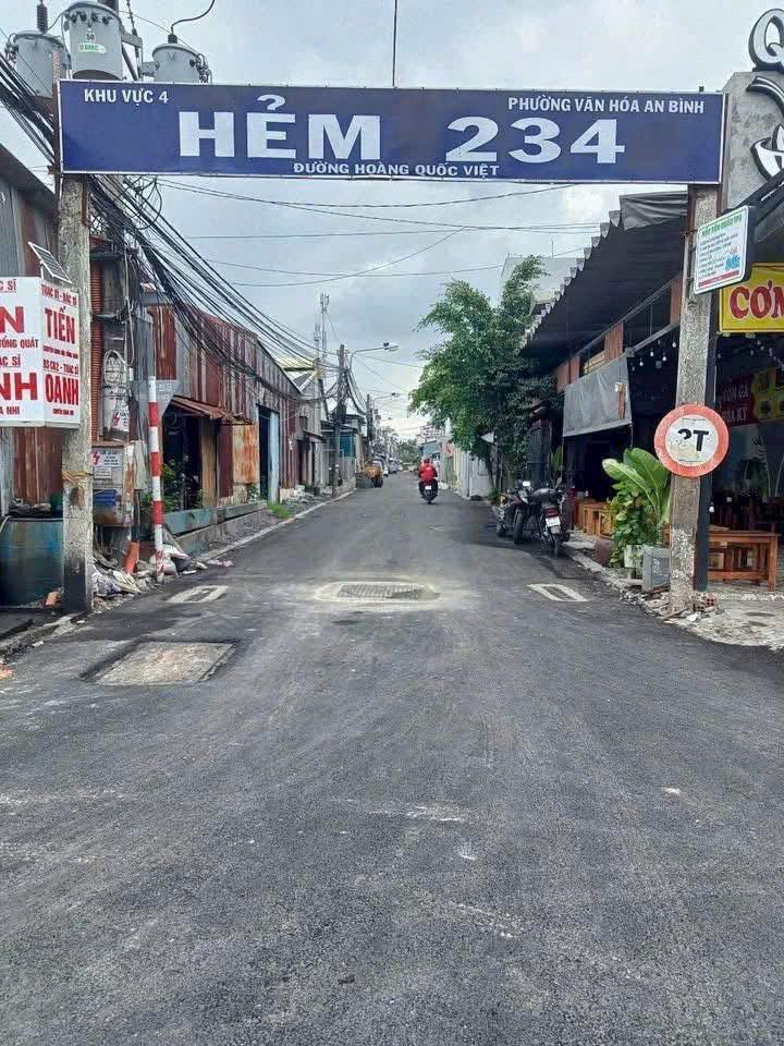 Nhà cấp 4 Hoàn công Hẻm 234 Hoàng Quốc Việt 76m² giá 2.35 tỷ - Sổ đỏ chính chủ!