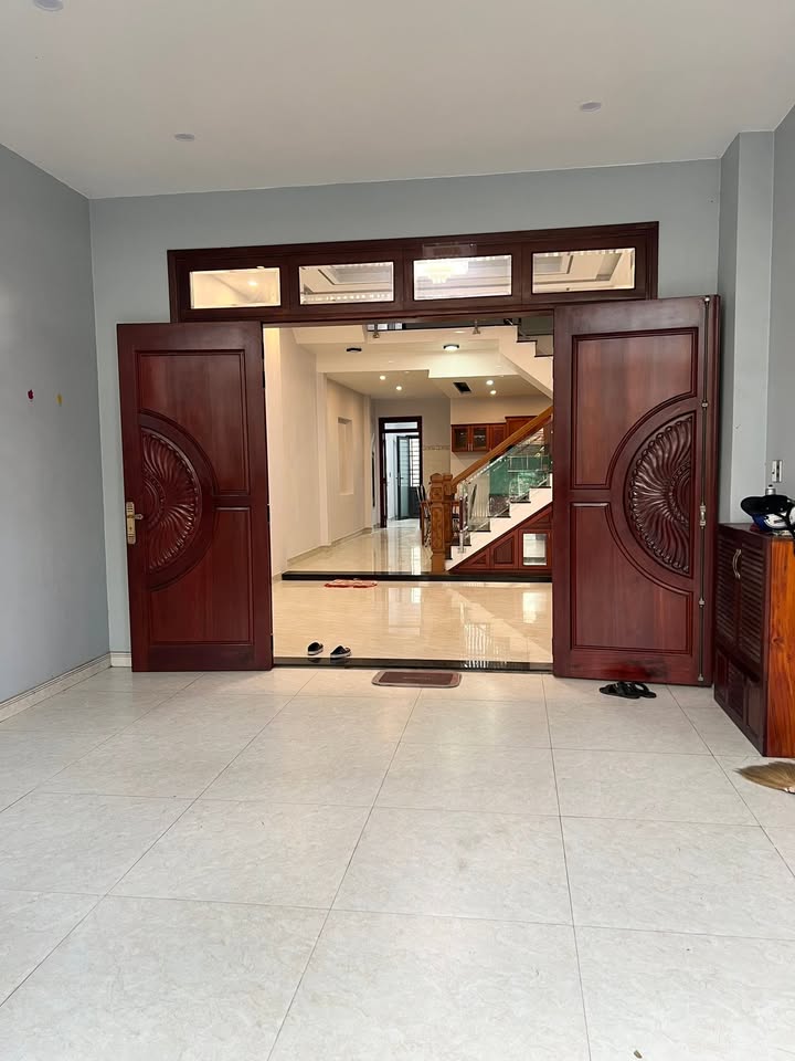 Nhà nguyên căn Hòa Xuân, Đà Nẵng 3 phòng ngủ - Cho thuê giá tốt, thoáng mát!