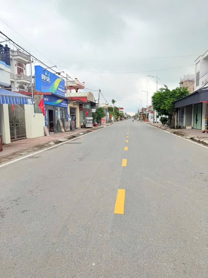 Đất nền Hữu Bằng 128m² giá 2.1 tỷ - Vị trí đẹp, không thể bỏ lỡ!