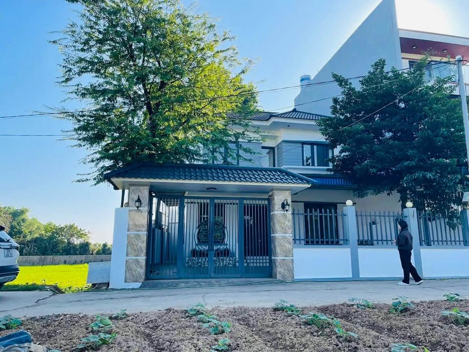 Biệt thự mini 2 tầng Cam Giá Thái Nguyên 142m² giá chỉ 2 tỷ - Thiết kế hiện đại sang trọng!