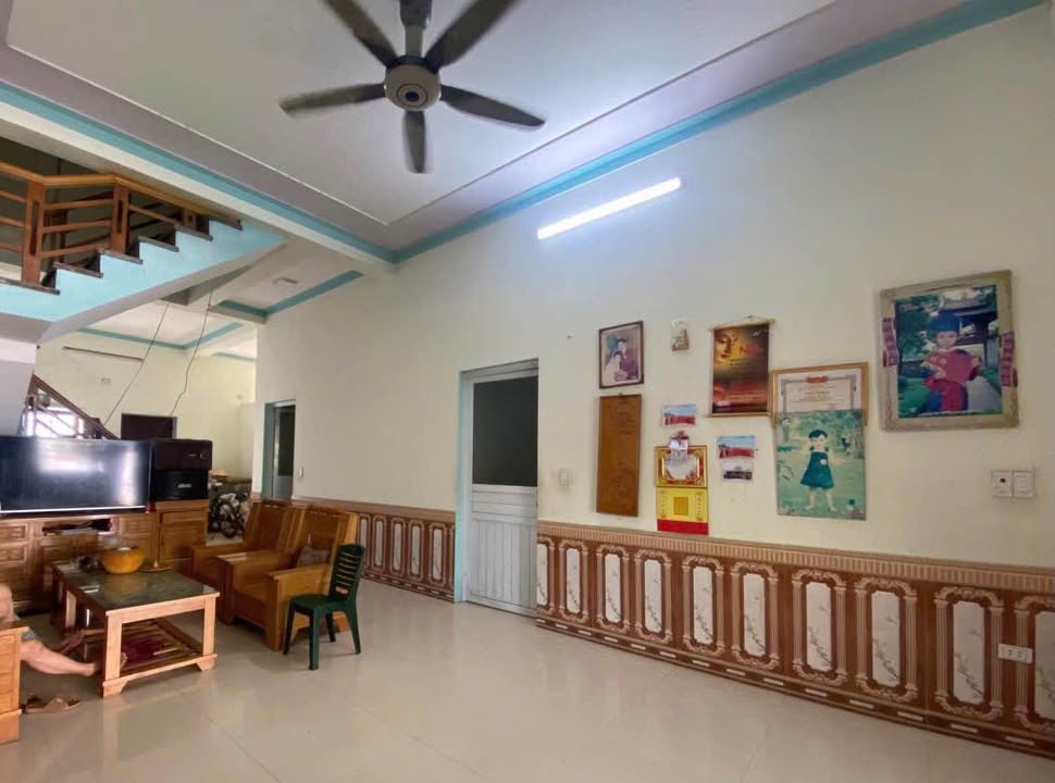 Lô đất 200m² tại Quảng Phú - Tặng nhà mái bằng kiên cố, giá thỏa thuận!