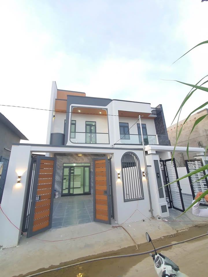 Nhà 1 trệt 1 lầu tại Xã Diên Điền 77m² giá 1.85 tỷ - Đường ô tô thông thoáng!