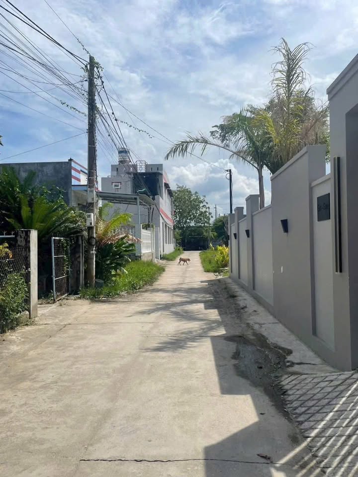 Đất thổ cư 190m² tại Khu phố 1, Bình Tân, La Gi - Sổ hồng chính chủ, giá chỉ 1 tỷ!