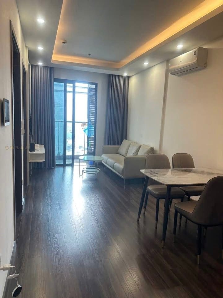 Căn hộ Hoàng Huy Commerce 52m² giá 8.5 triệu - Thuận tiện di chuyển!