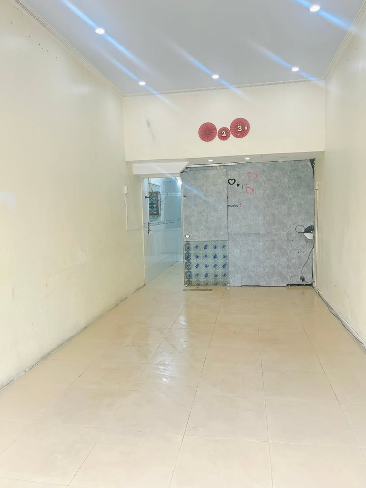 Nhà mặt đường Cao Thắng, Hạ Long - Cho thuê đa năng, giá thỏa thuận!