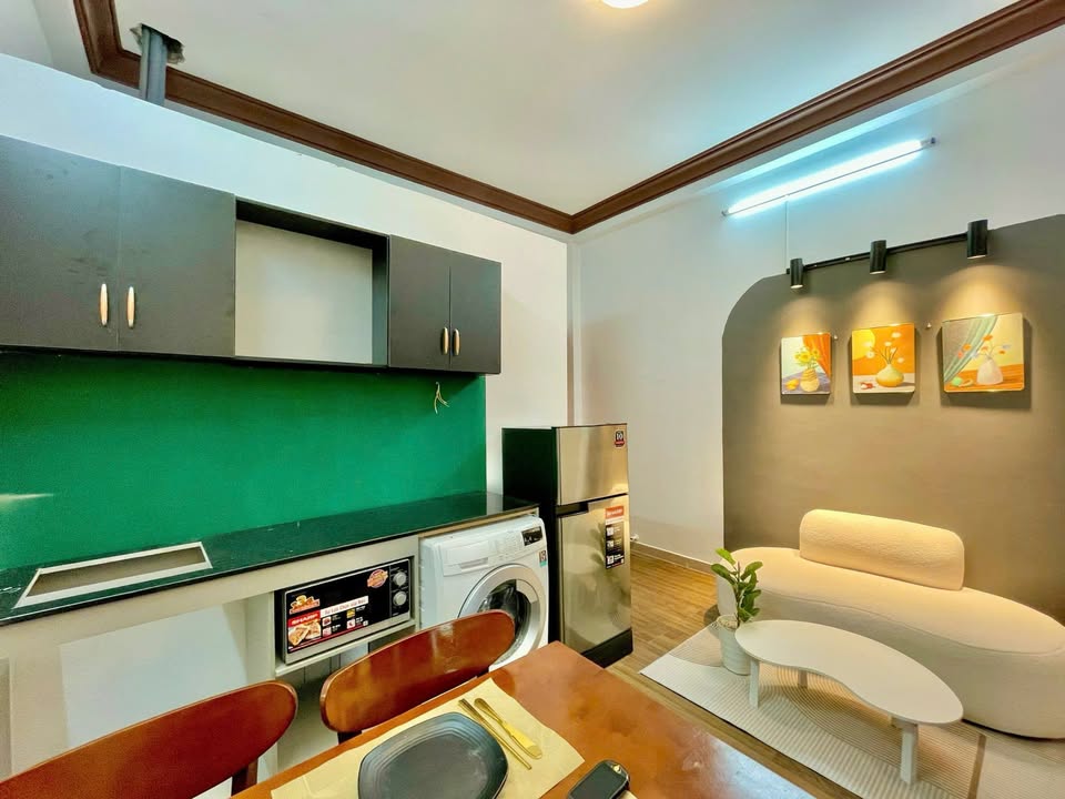 Căn hộ dịch vụ Quận 10 2PN giá thỏa thuận - Xem ngay để trải nghiệm sống tiện nghi!