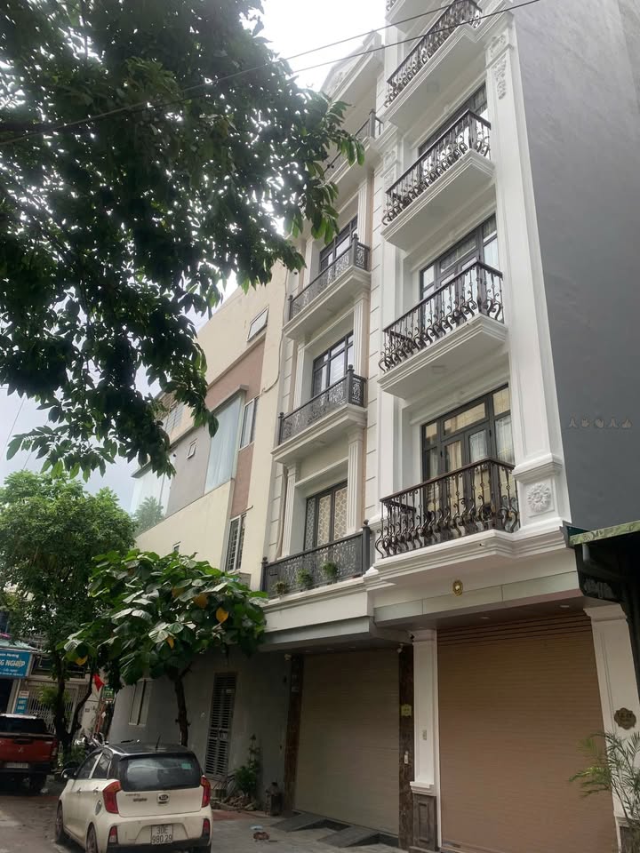 Đất nền tại Khu Cổng Đồng, La Khê 50m² giá 13.5 tỷ - Sổ đỏ chính chủ, giao dịch ngay!