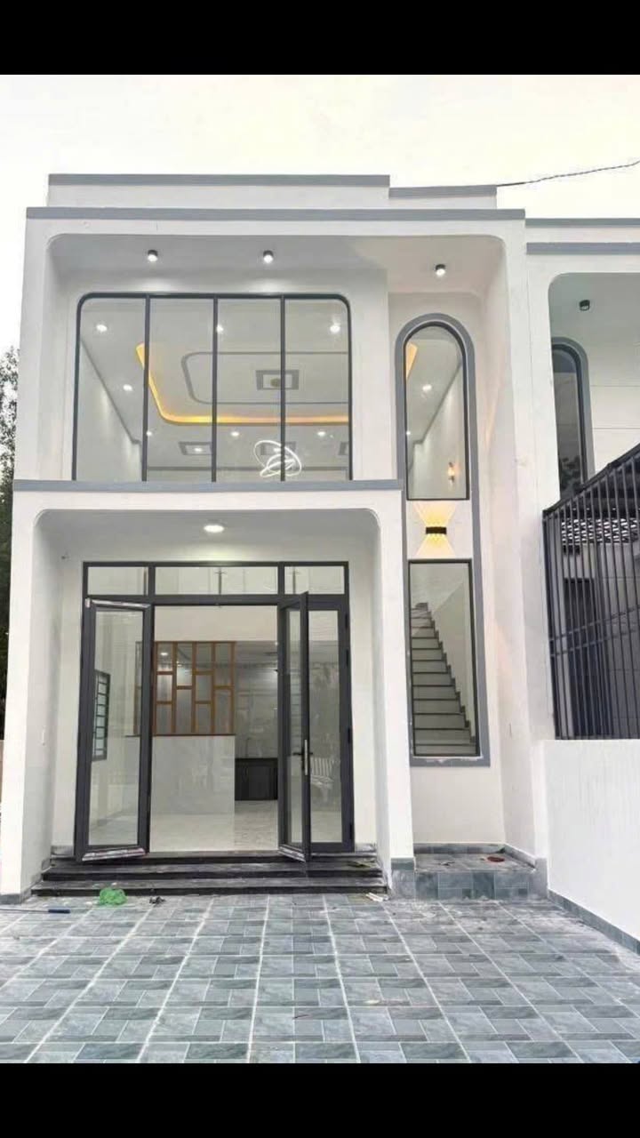 Nhà 1 gác lửng tại Thới Hòa, Bến Cát 90m² giá 2.1 tỷ - Phù hợp kinh doanh nhỏ!