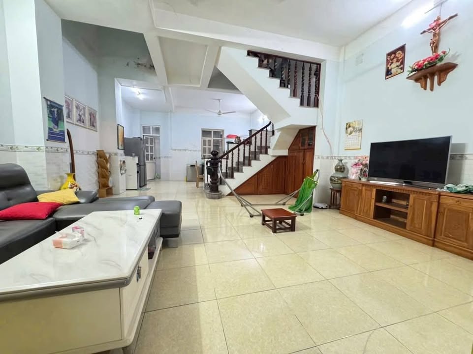 Nhà 2 lầu 1 trệt tại KP9, P. Tân Biên, 230m² giá 3 tỷ - Cơ hội đầu tư tuyệt vời!