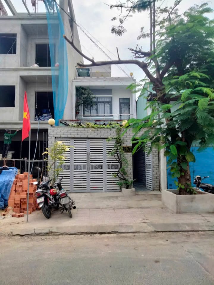 Nhà mặt tiền Đường Số 10, Thủ Đức 130m² giá 10.7 tỷ - Đầu tư sinh lời ngay!