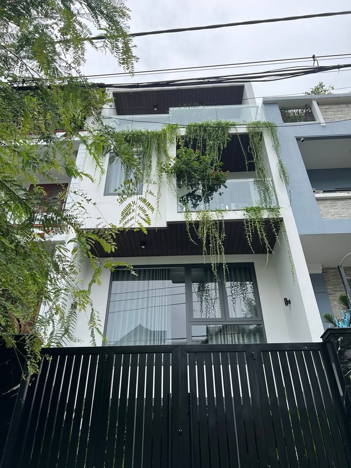 Nhà riêng Phú Mỹ Quận 7 100m² giá thỏa thuận - Sẵn nội thất