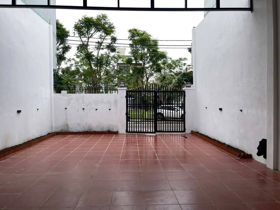 Nhà mặt tiền cho thuê tại khu Đông Điện Biên Hòa 140m² - Địa điểm lý tưởng cho kinh doanh!