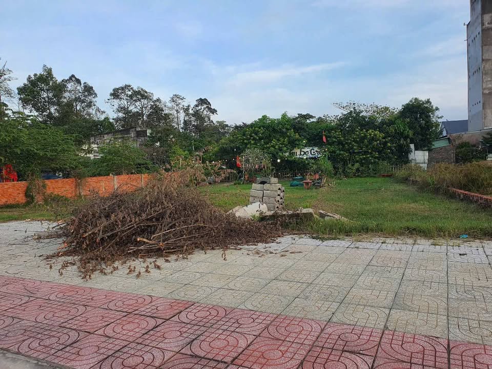 Đất nền 2 mặt tiền đường Trần Văn Long, TP Trà Vinh, 482m² - Đầu tư sinh lời ngay!