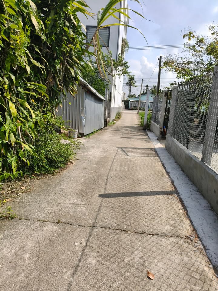 Đất mặt tiền phường 9, Trà Vinh 105m² giá 310 triệu - Ô tô vào tận nơi!