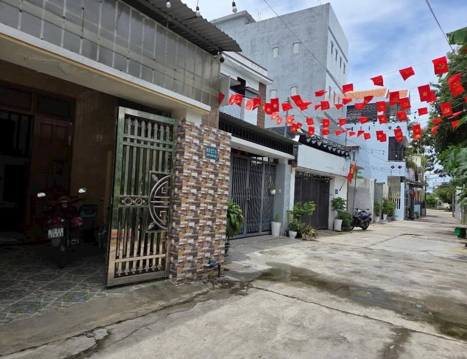 Đất hẻm 01 Chu Văn An, TP. Quảng Ngãi 100m² - Vị trí trung tâm, thuận tiện mọi nhu cầu!