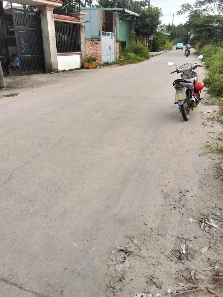 Đất sào Vĩnh Cửu 1000m² giá 3 tỷ - Vị trí trung tâm thuận lợi!