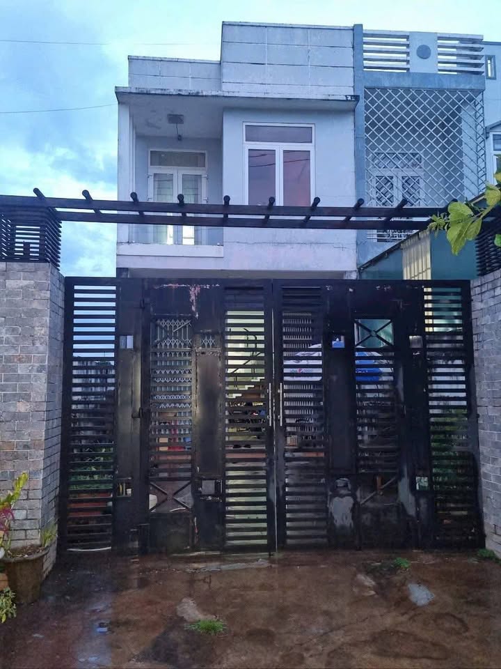 Nhà mặt tiền đường Tỉnh lộ 8, Cư Suê 150m² giá 3.8 tỷ - Đầu tư sinh lời ngay!