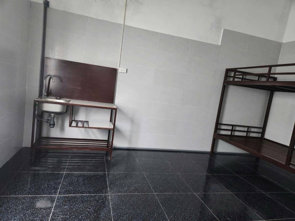 Bán nhà mặt tiền Ngô Văn Sở Đà Nẵng 124m² giá 9 tỷ - Kinh doanh sầm uất ngay trường học!