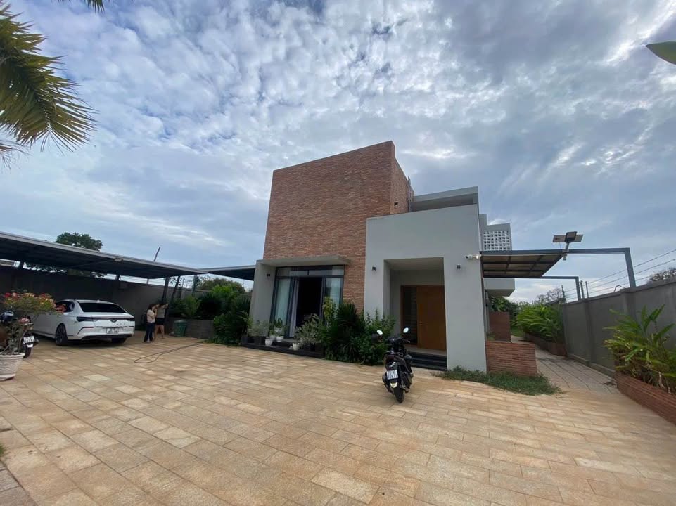 Biệt thự vườn Hòa Long Bà Rịa 3019m² giá 20 tỷ - Thiết kế hiện đại, sân vườn thoáng mát