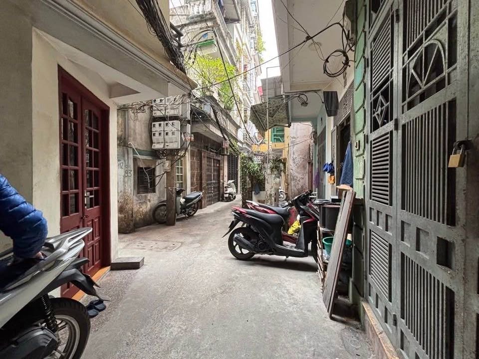 Đất nền Khâm Thiên Đống Đa 69m² giá 11 tỷ - Cơ hội đầu tư tuyệt vời!