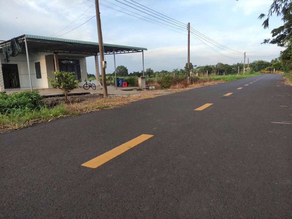 Đất nền mặt tiền Phạm Duy Trinh Đất Đỏ 301m² giá chỉ 1.25 tỷ - Cơ hội đầu tư tuyệt vời!