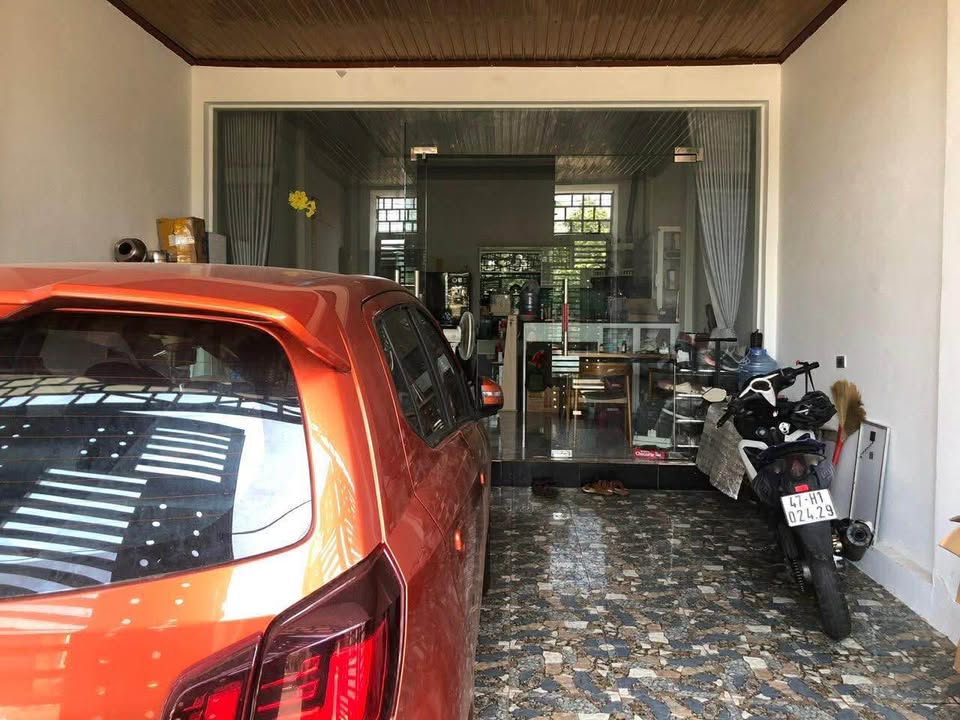 Nhà mặt tiền hẻm 72 Y Nuê Buôn Ma Thuột 84m² giá 4 tỷ - Kinh doanh thuận lợi!