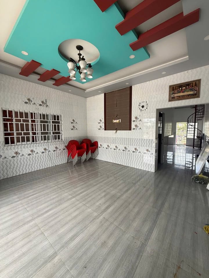 Nhà mặt tiền quốc lộ 80 tại Tân Hiệp, Kiên Giang 180m² - Vị trí kinh doanh đắc địa!