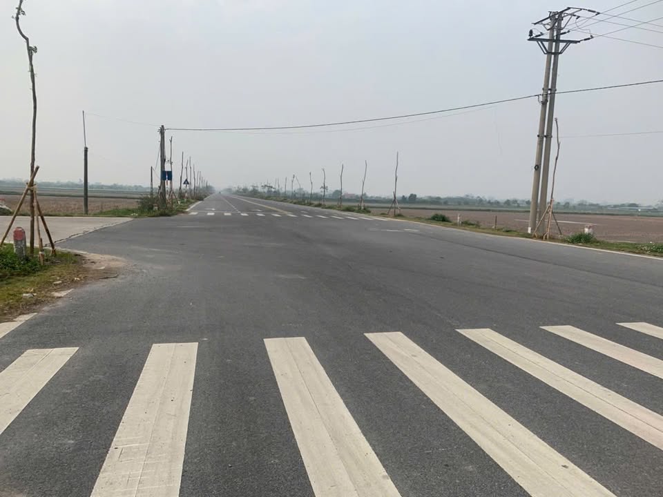 Đất nền góc Tri Trung, Phú Xuyên, 127m² giá chỉ 3x triệu - Tiện ích đầy đủ!