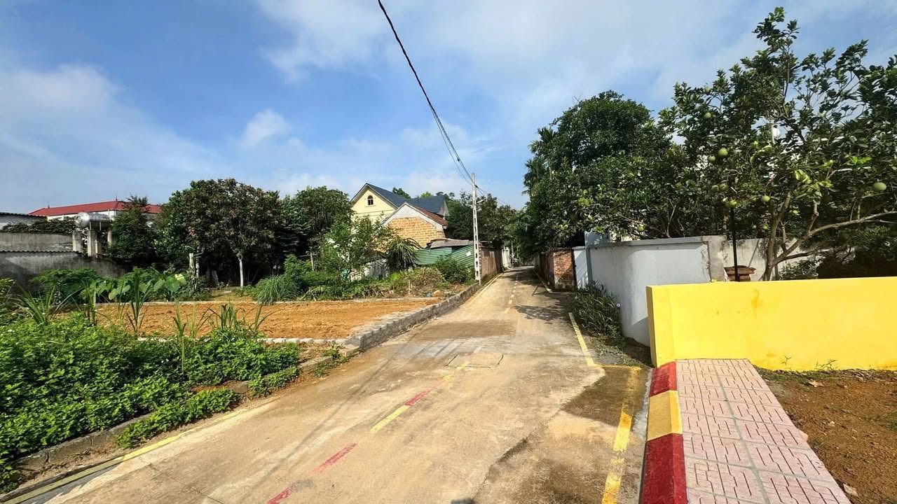 Đất thổ cư Cánh Chủ Hạ Bằng 129,6m² giá chỉ 2x triệu/m² - Cơ hội đầu tư tuyệt vời!