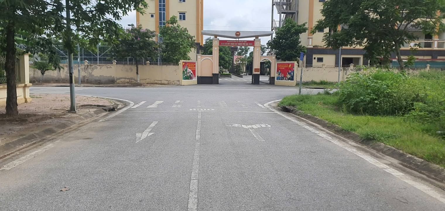 Lô đất TMDV đường H100, phường Kinh Bắc, Bắc Ninh 255.2m² - Giá tốt, sổ đỏ chính chủ!